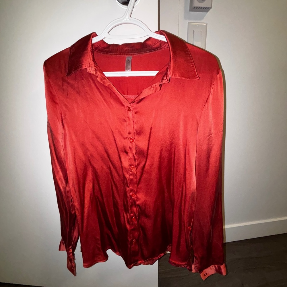 Intimissimi womens 100% silk shirt